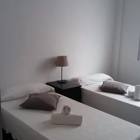 Rua 3*